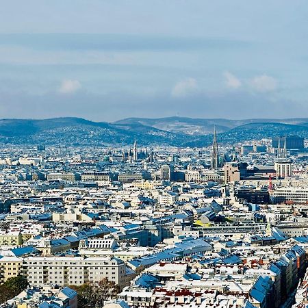 Triiiple Level 31 - Sonnenwohnen Apartment Mit Fantastischem Ausblick Und Parkplatz ウィーン エクステリア 写真