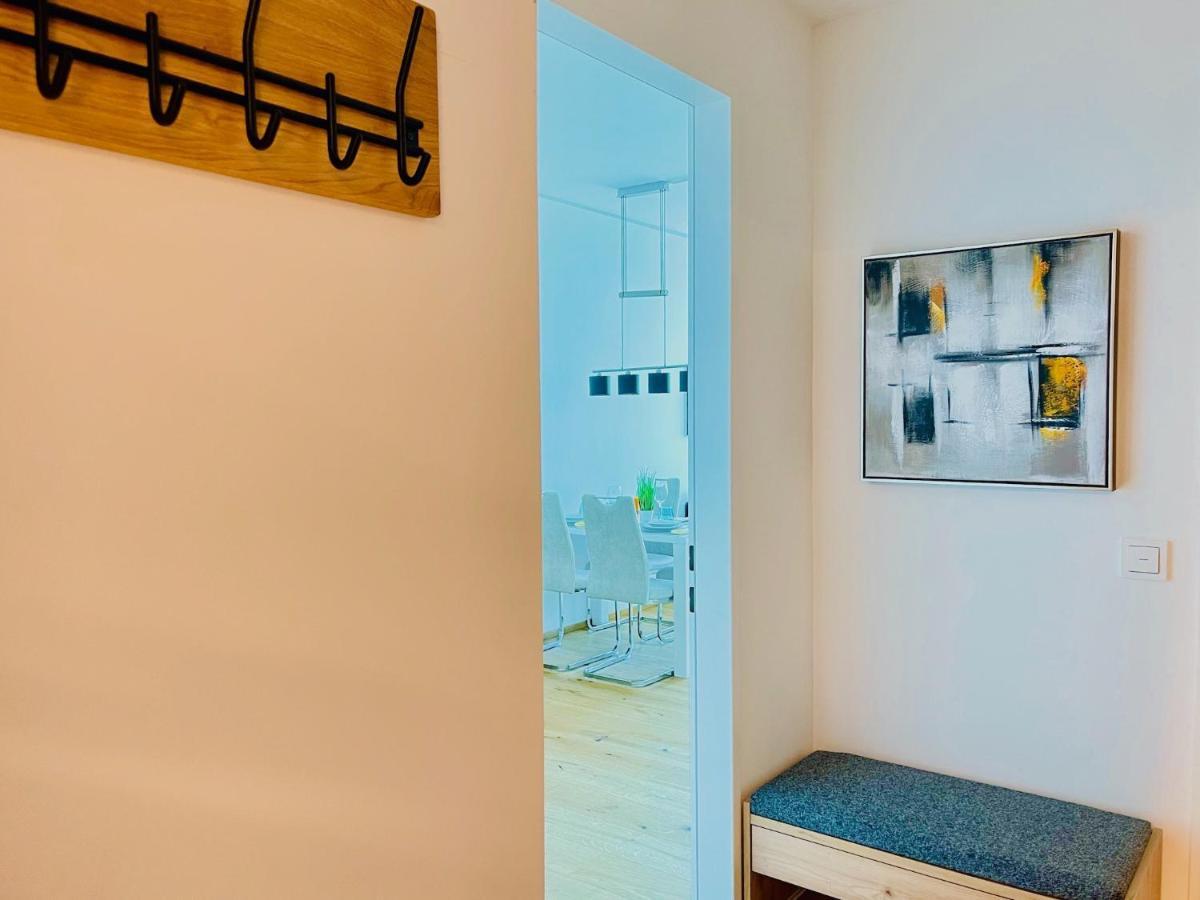 Triiiple Level 31 - Sonnenwohnen Apartment Mit Fantastischem Ausblick Und Parkplatz ウィーン エクステリア 写真