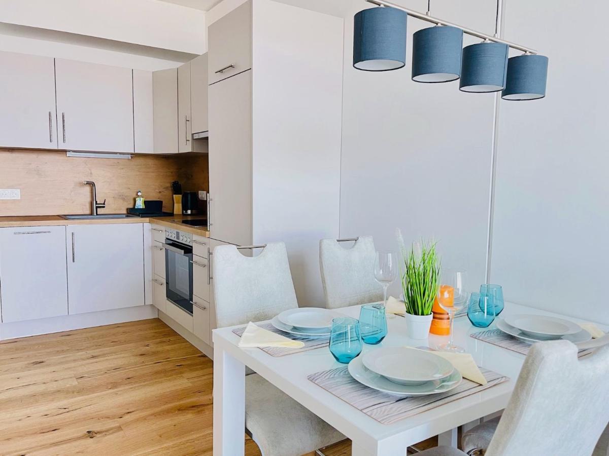 Triiiple Level 31 - Sonnenwohnen Apartment Mit Fantastischem Ausblick Und Parkplatz ウィーン エクステリア 写真
