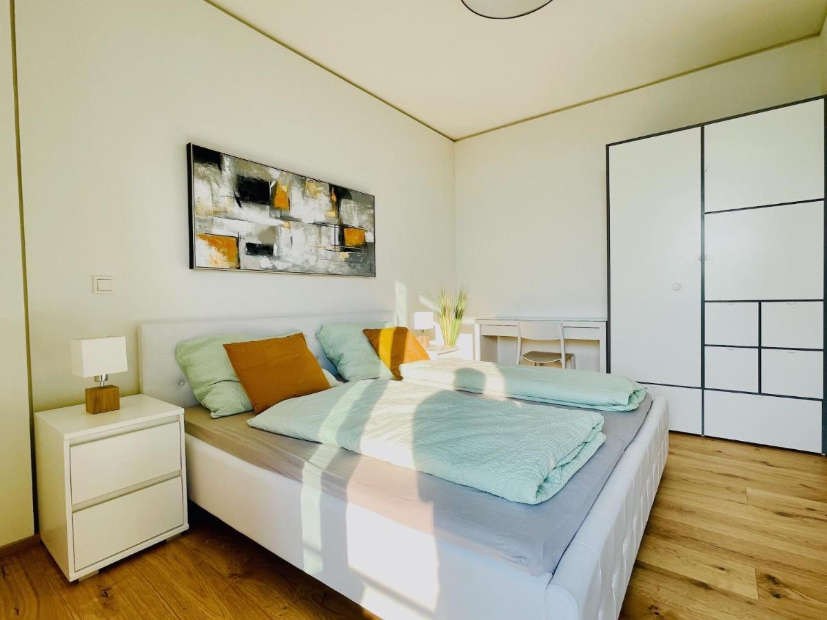 Triiiple Level 31 - Sonnenwohnen Apartment Mit Fantastischem Ausblick Und Parkplatz ウィーン エクステリア 写真
