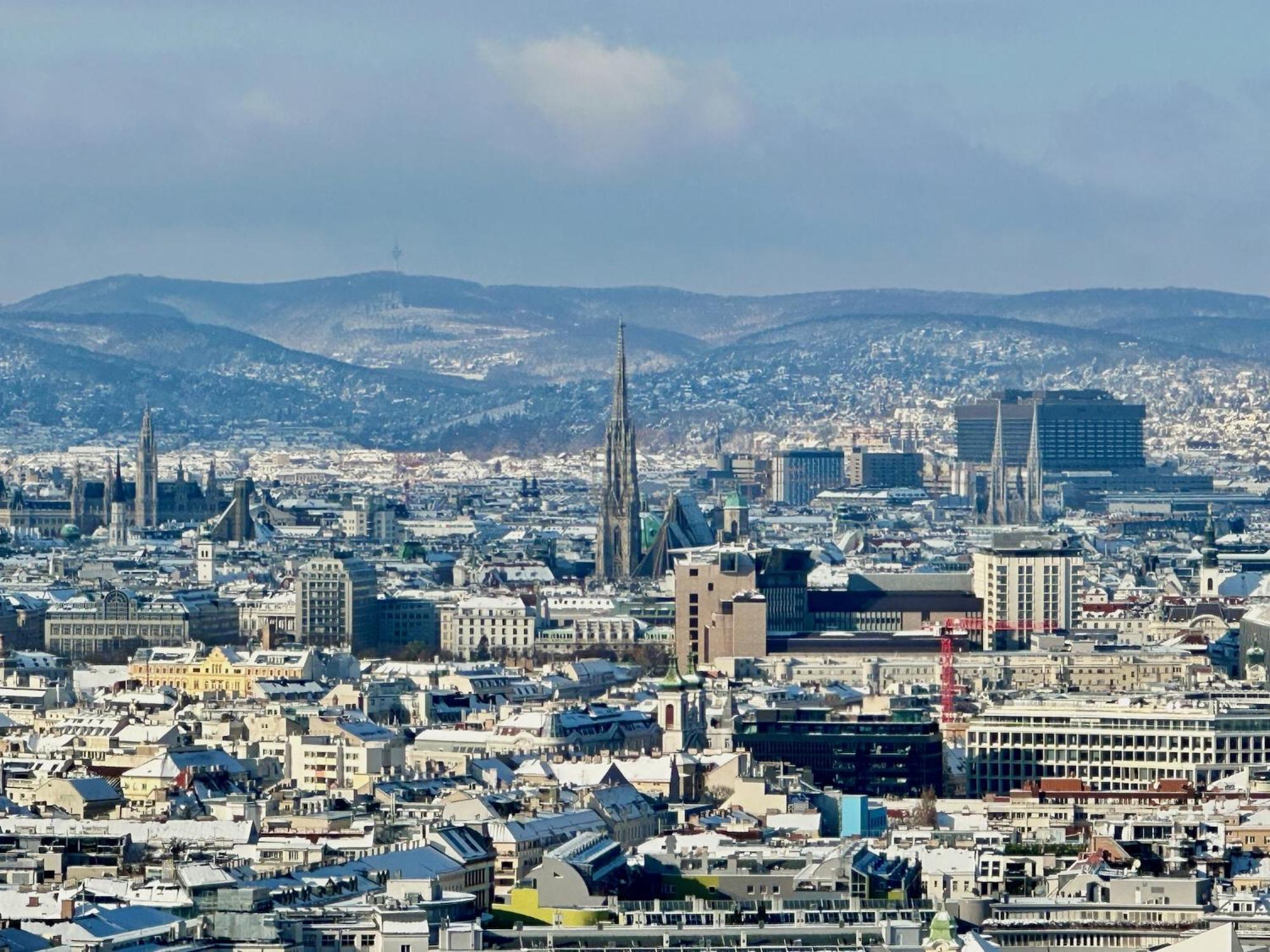 Triiiple Level 31 - Sonnenwohnen Apartment Mit Fantastischem Ausblick Und Parkplatz ウィーン エクステリア 写真